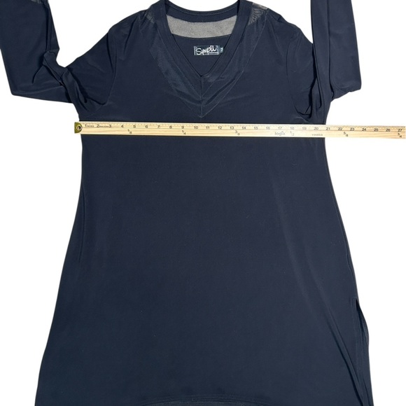 Sympli Black V-Neck Tunic Dress, Elegant Travel-Friendly Wrinkle-Resistant, 14 - Picture 6 of 7